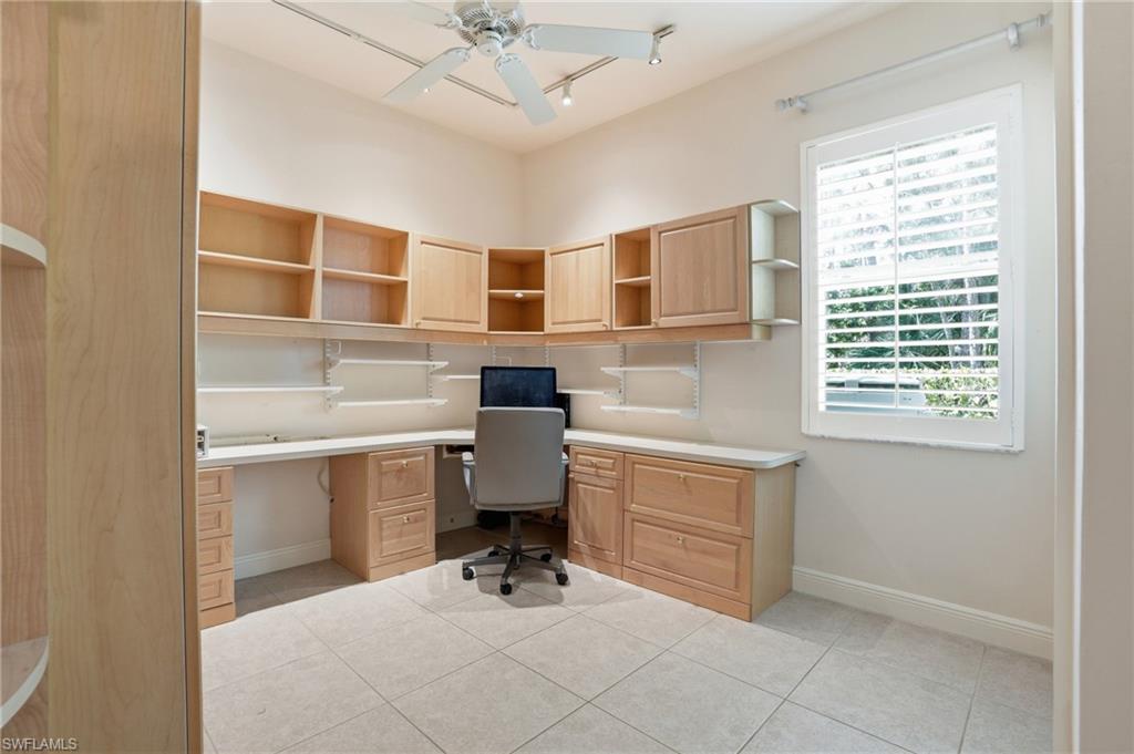 COLLIER WOODS - Residential