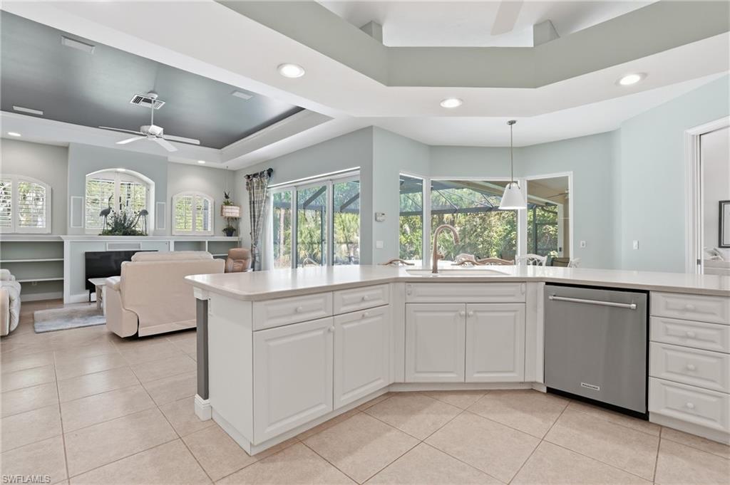 COLLIER WOODS - Residential