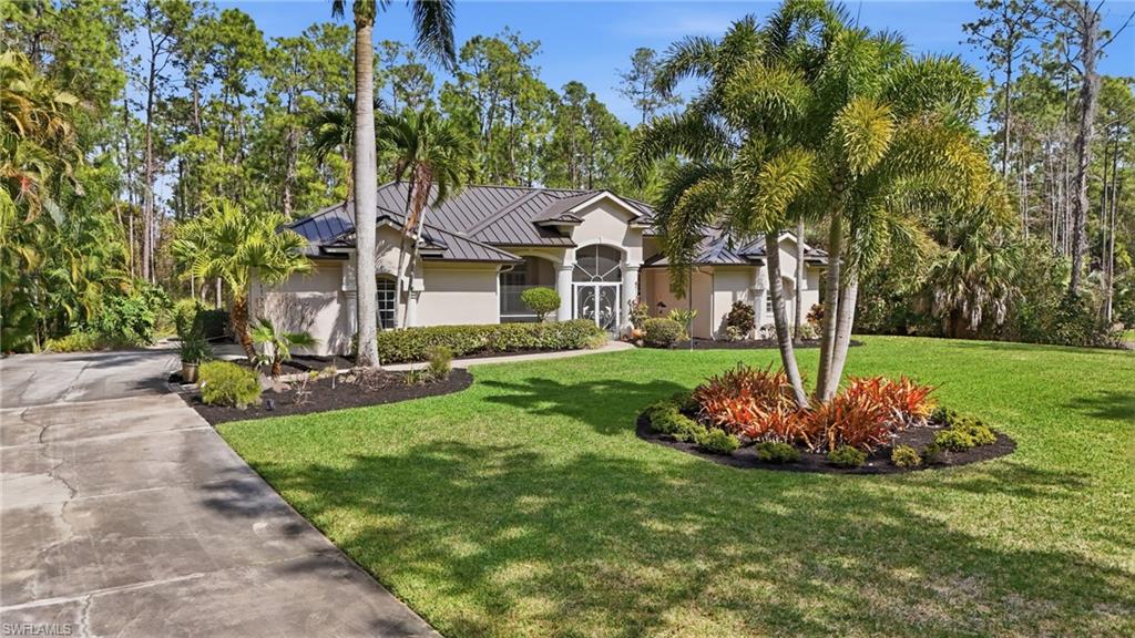 COLLIER WOODS - Residential