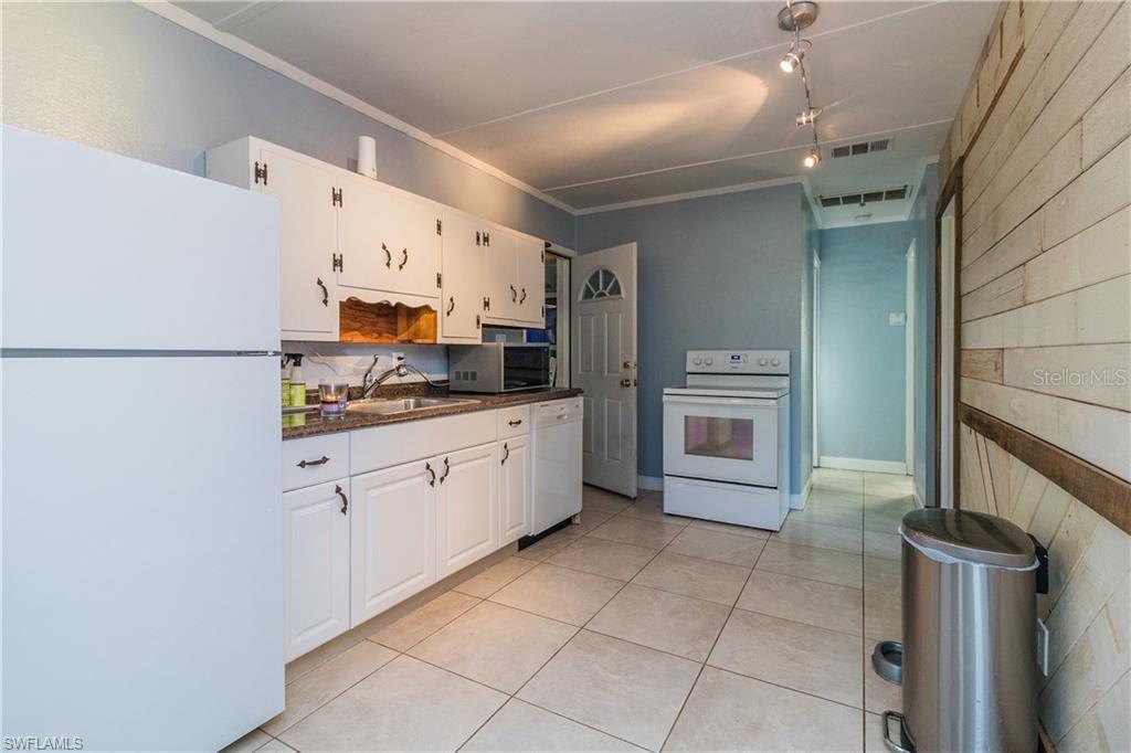 PUNTA GORDA - Residential