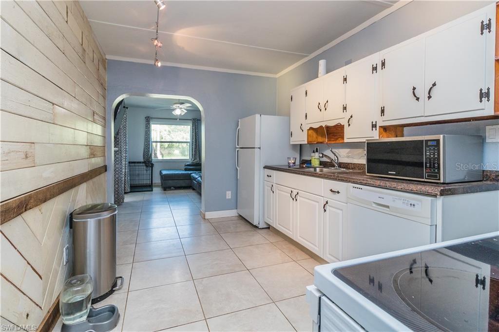 PUNTA GORDA - Residential