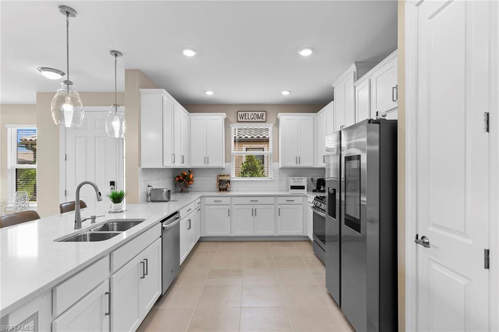 ESPLANADE BY THE ISLANDS - Residential Lease