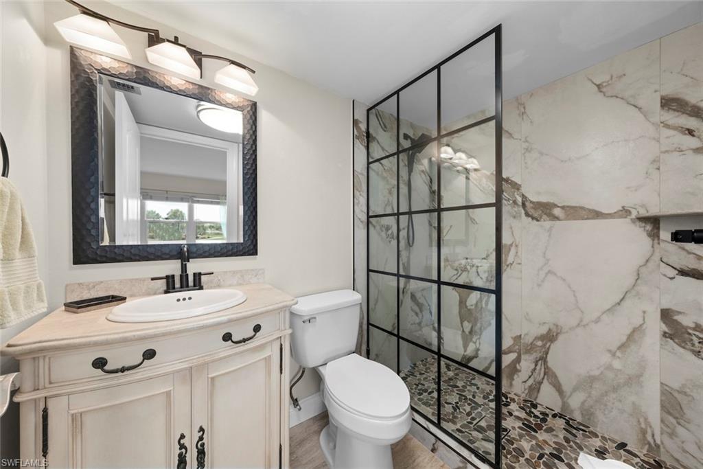 SEVEN LAKES - Residential