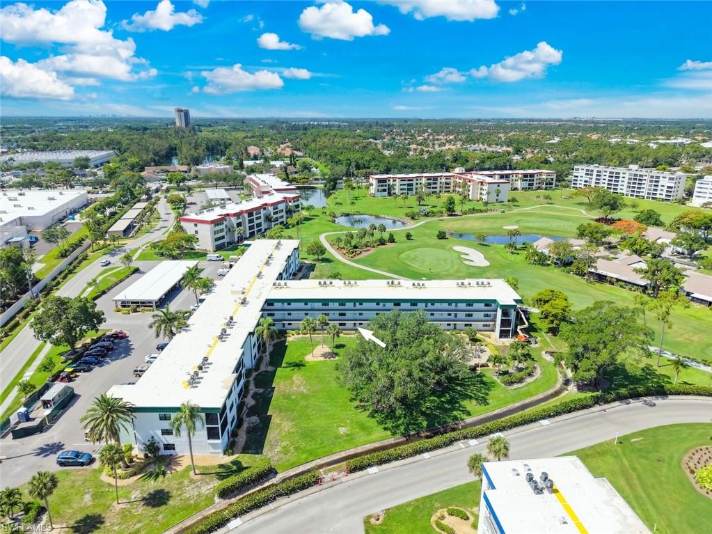 SEVEN LAKES - Residential