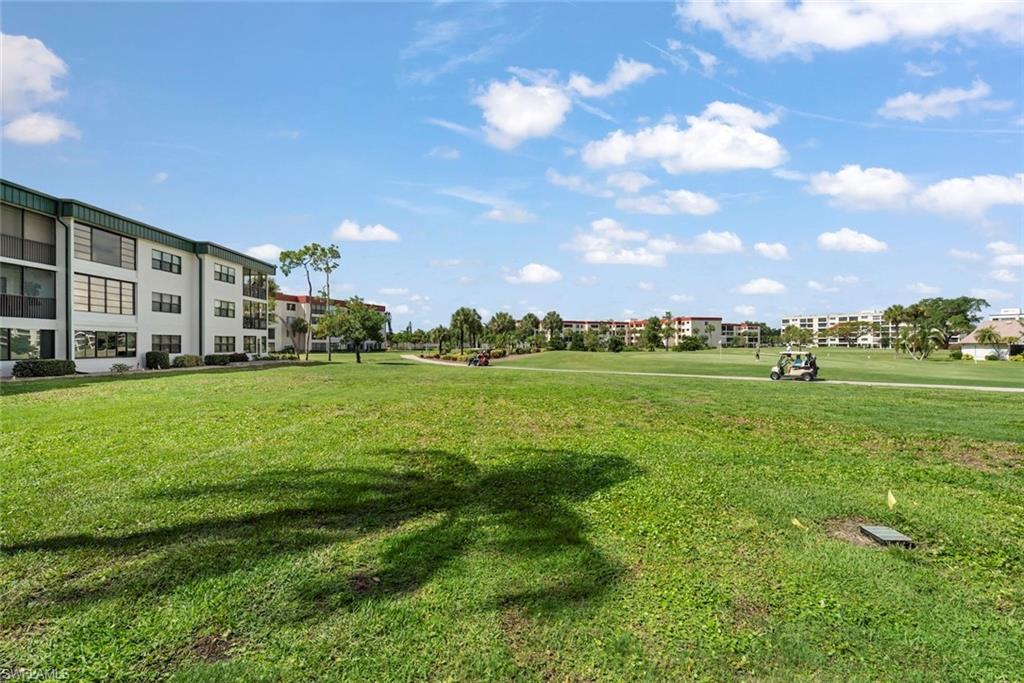 SEVEN LAKES - Residential