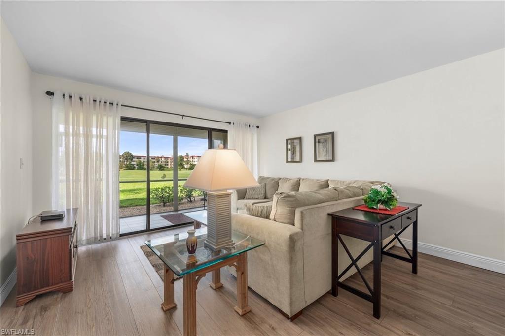 SEVEN LAKES - Residential