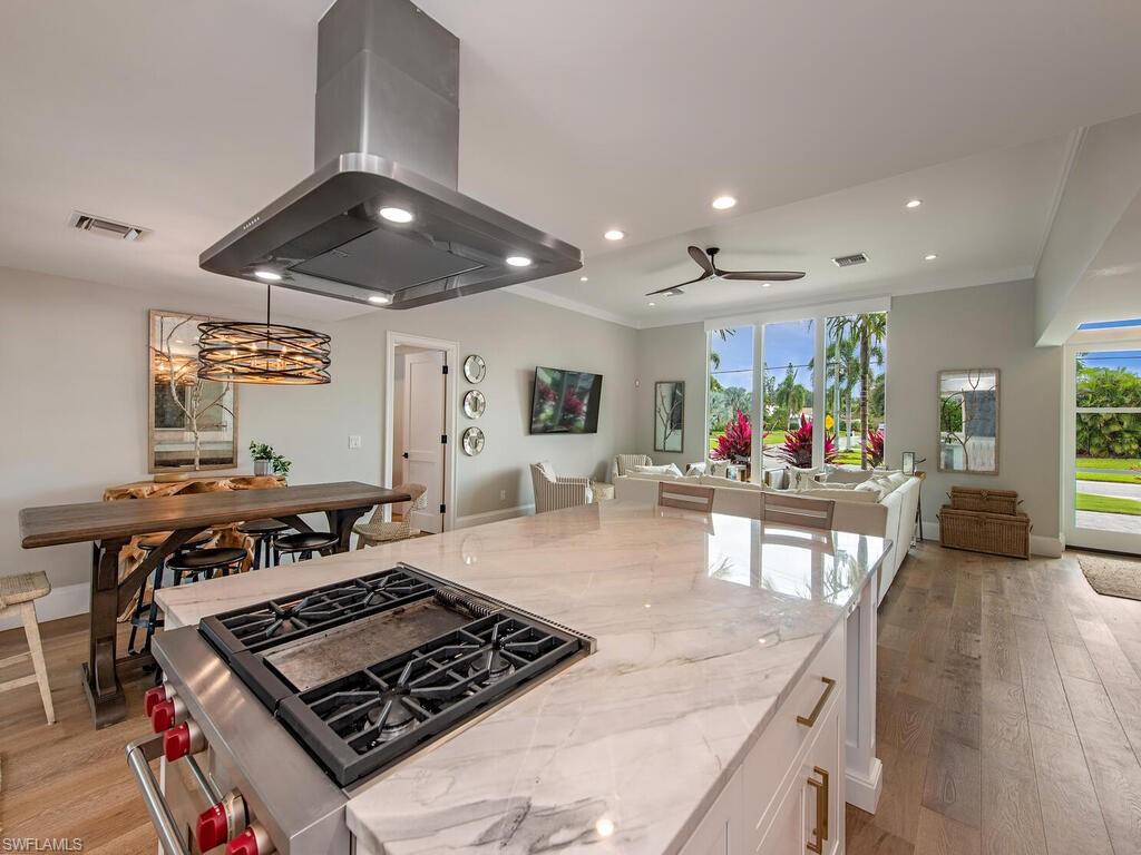PARK SHORE - Residential