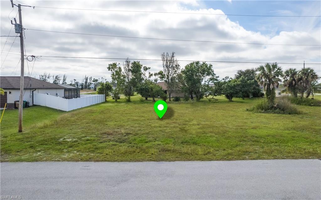 CAPE CORAL - Land
