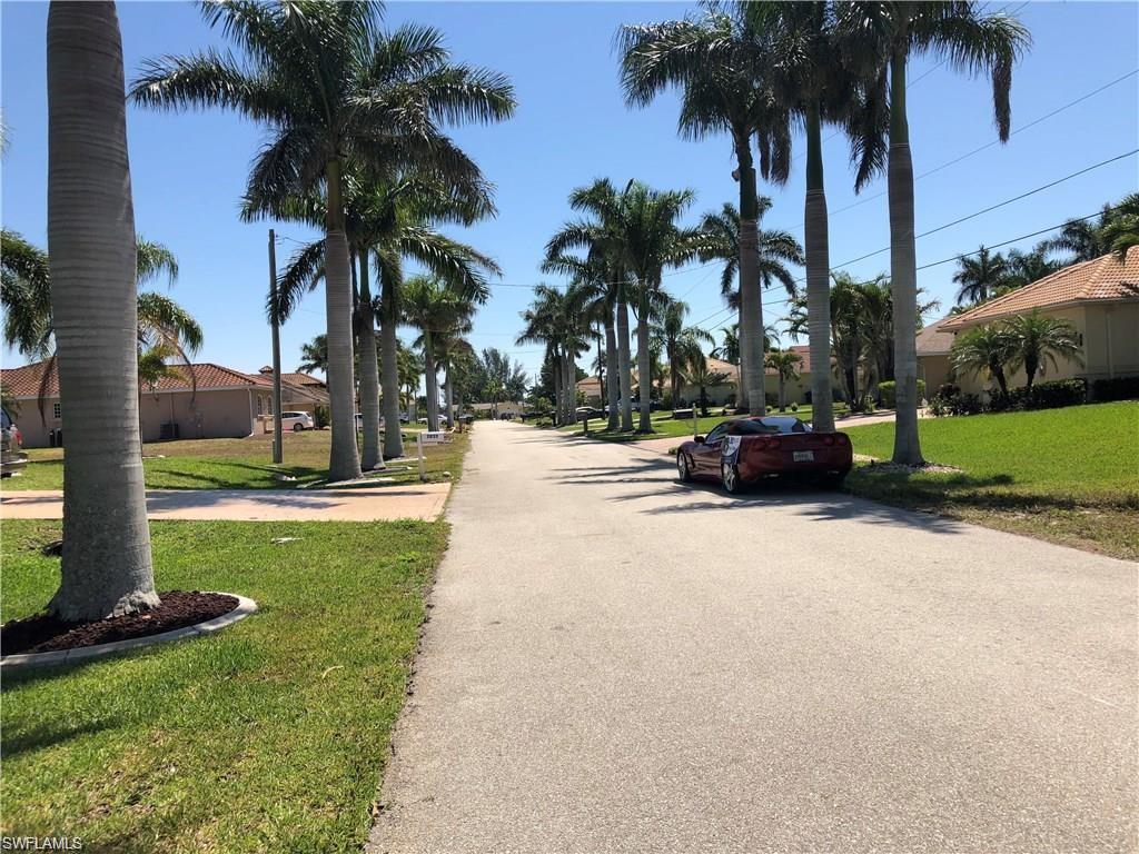 CAPE CORAL - Land