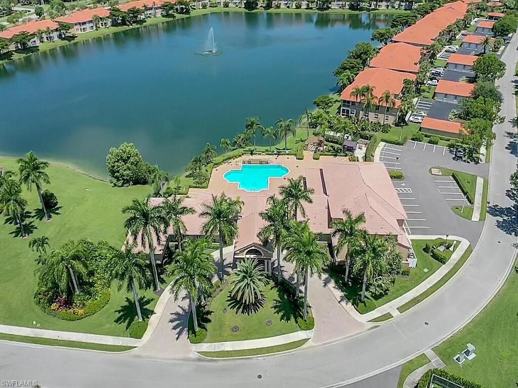 HUNTINGTON LAKES - Residential