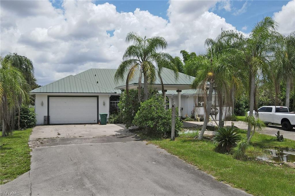 GOLDEN GATE ESTATES - Residential