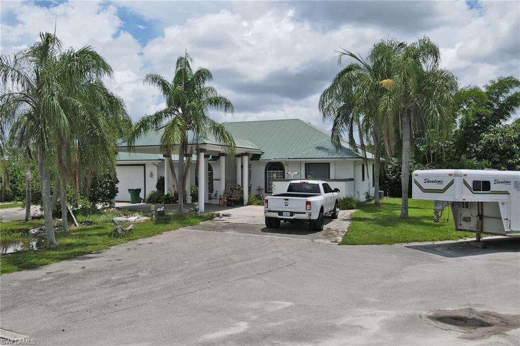 GOLDEN GATE ESTATES - Residential