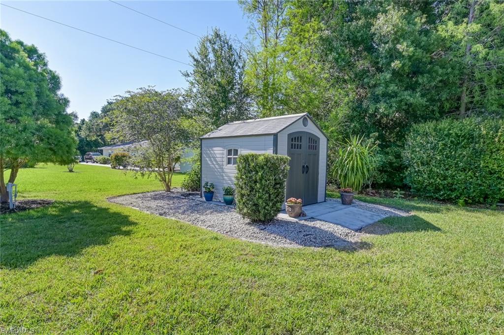 DAUGHTREYS CREEK - Residential