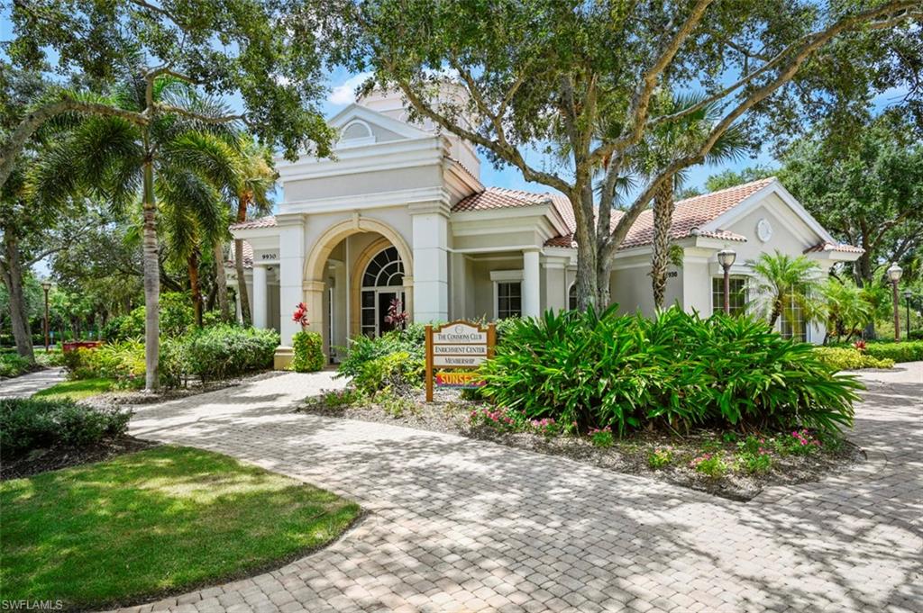 LIGHTHOUSE BAY - Residential