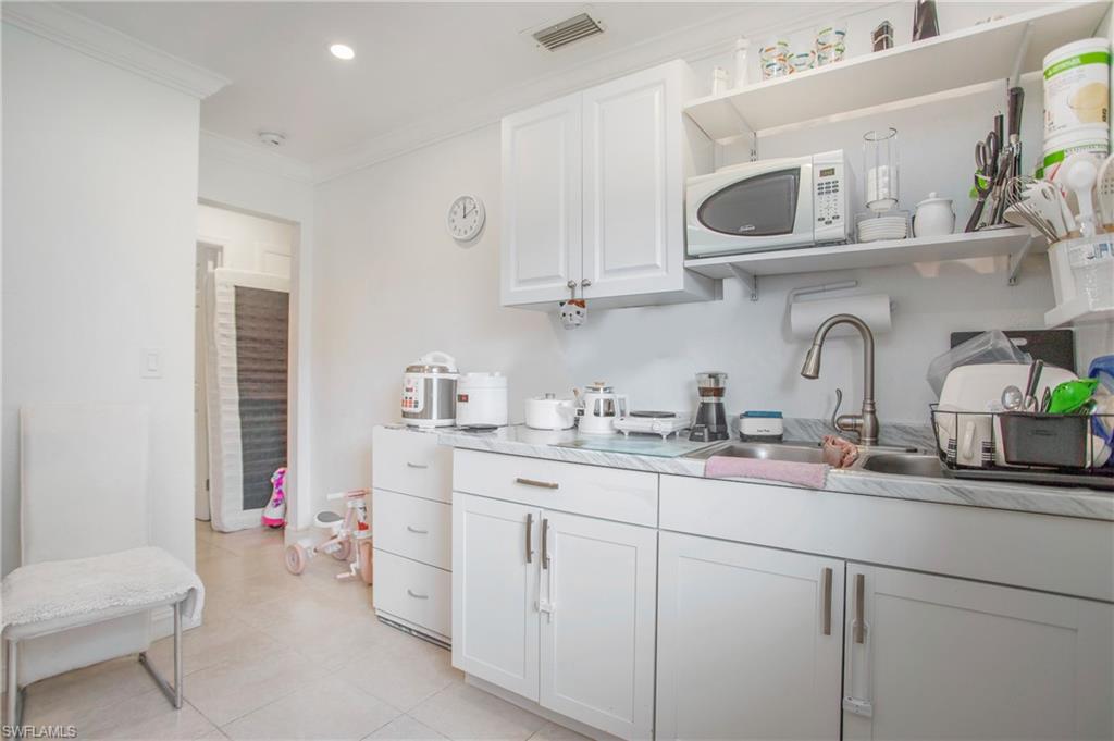 GOLDEN GATE CITY - Residential