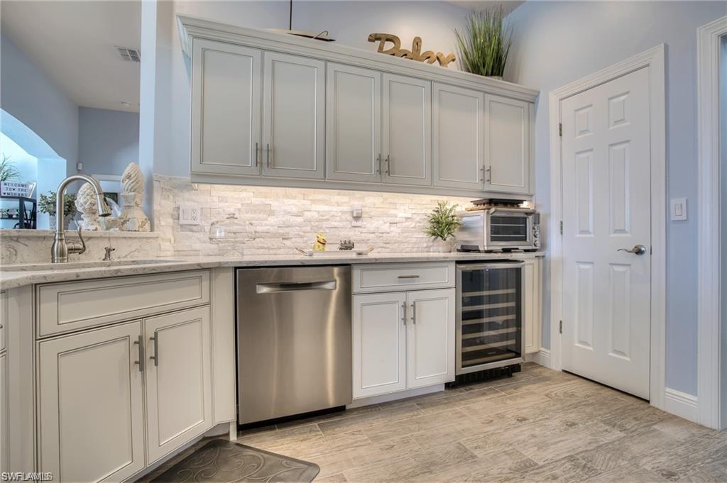 LAUREL MEADOW - Residential