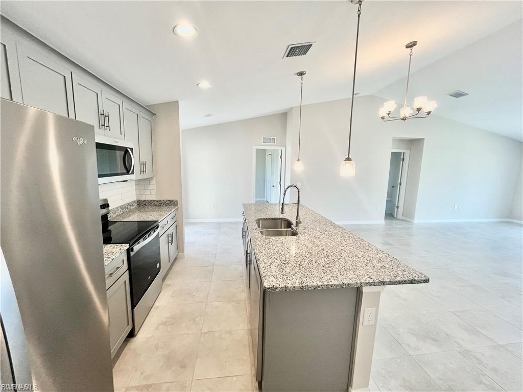 CAPE CORAL - Residential Lease