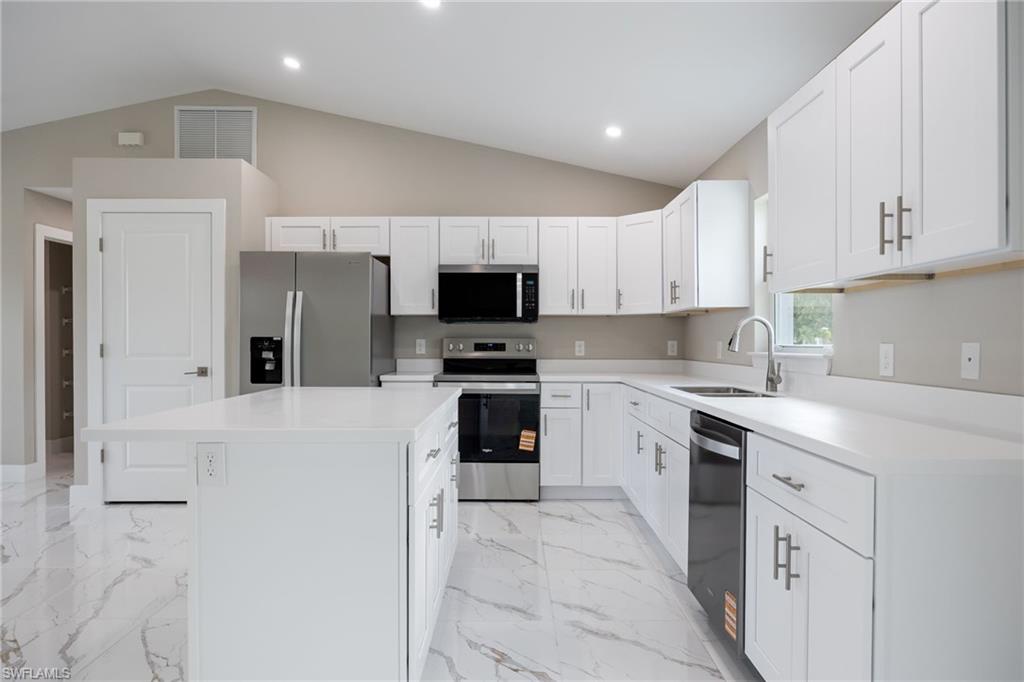 BUCKINGHAM - Residential