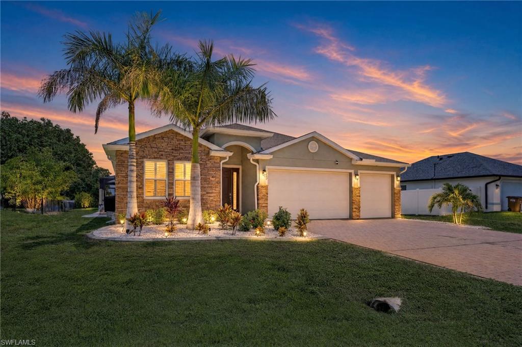 CAPE CORAL - Residential
