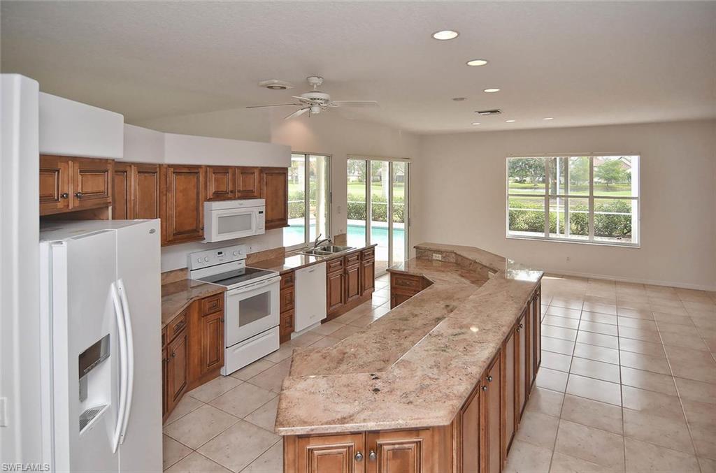 THE VINES - Residential