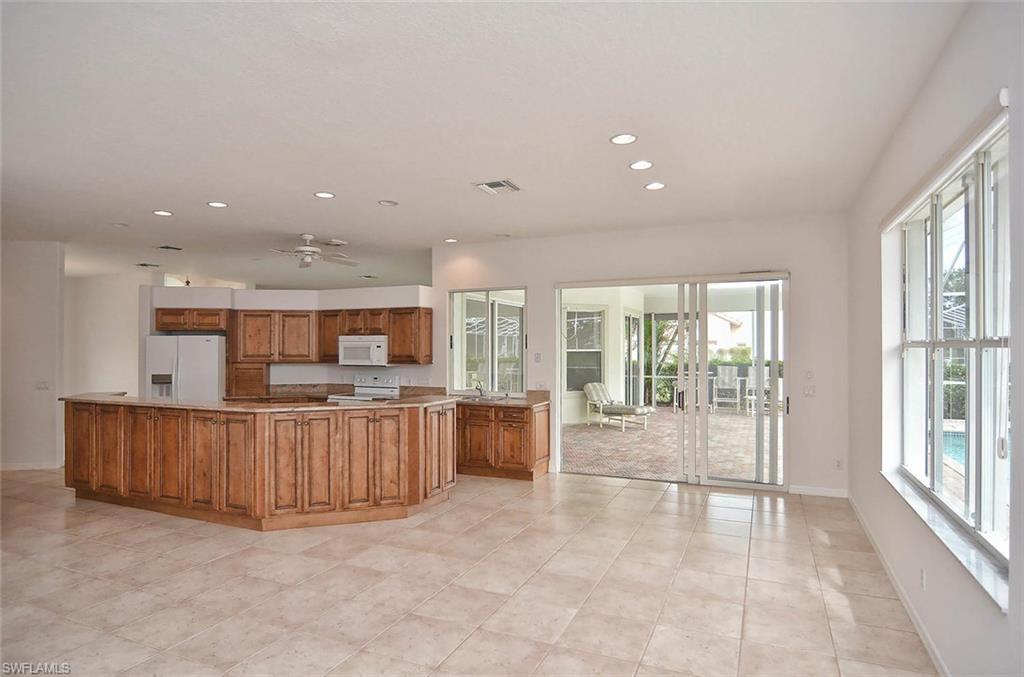 THE VINES - Residential