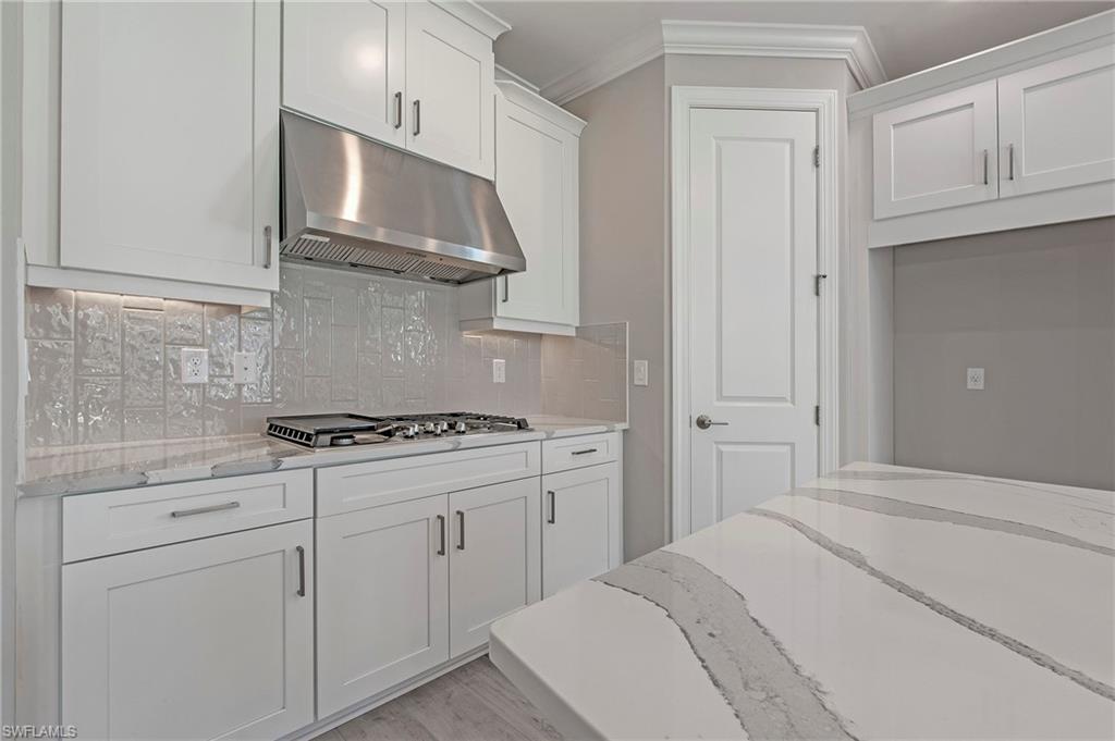 ESPLANADE LAKE CLUB - Residential Lease