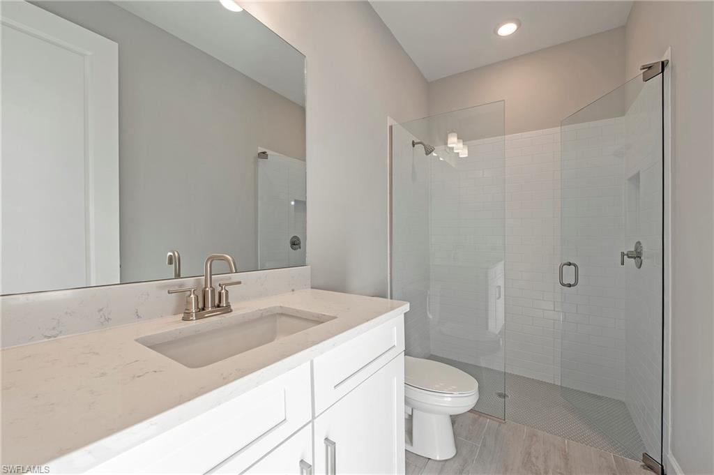 ESPLANADE LAKE CLUB - Residential Lease