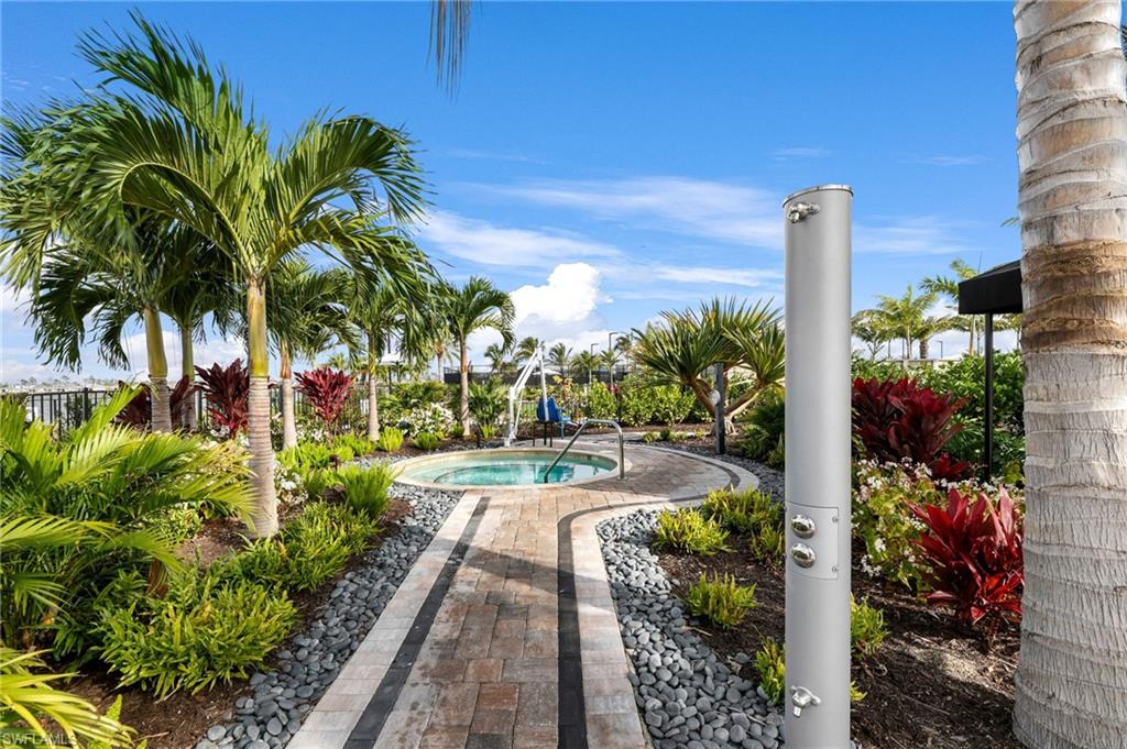 ESPLANADE LAKE CLUB - Residential Lease