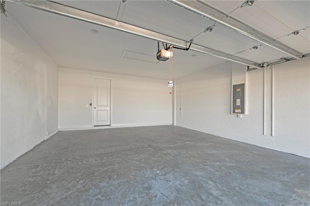 ESPLANADE LAKE CLUB - Residential Lease