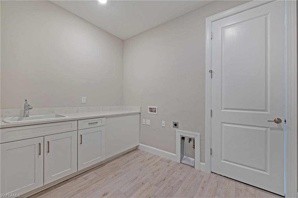 ESPLANADE LAKE CLUB - Residential Lease