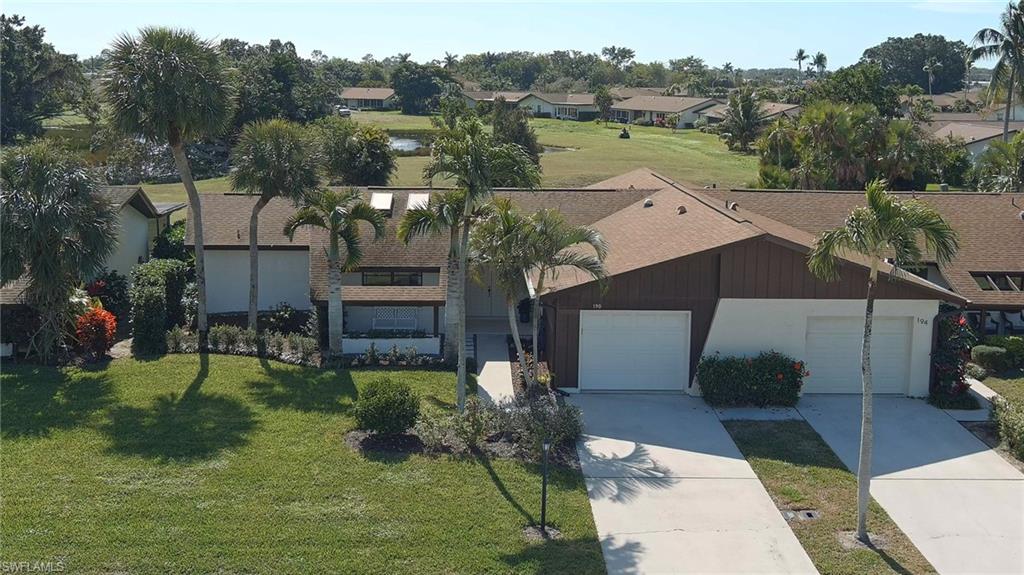 LAKEWOOD VILLAS - Residential