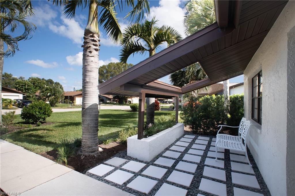 LAKEWOOD VILLAS - Residential