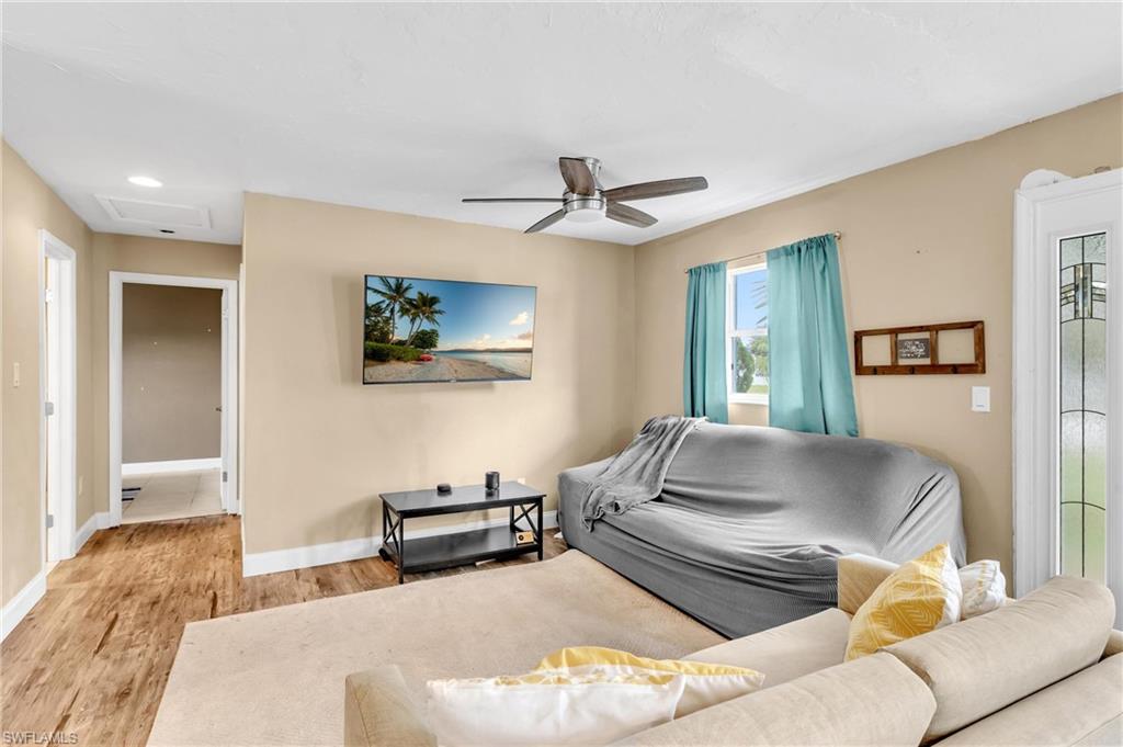 TROPIC ISLES - Residential
