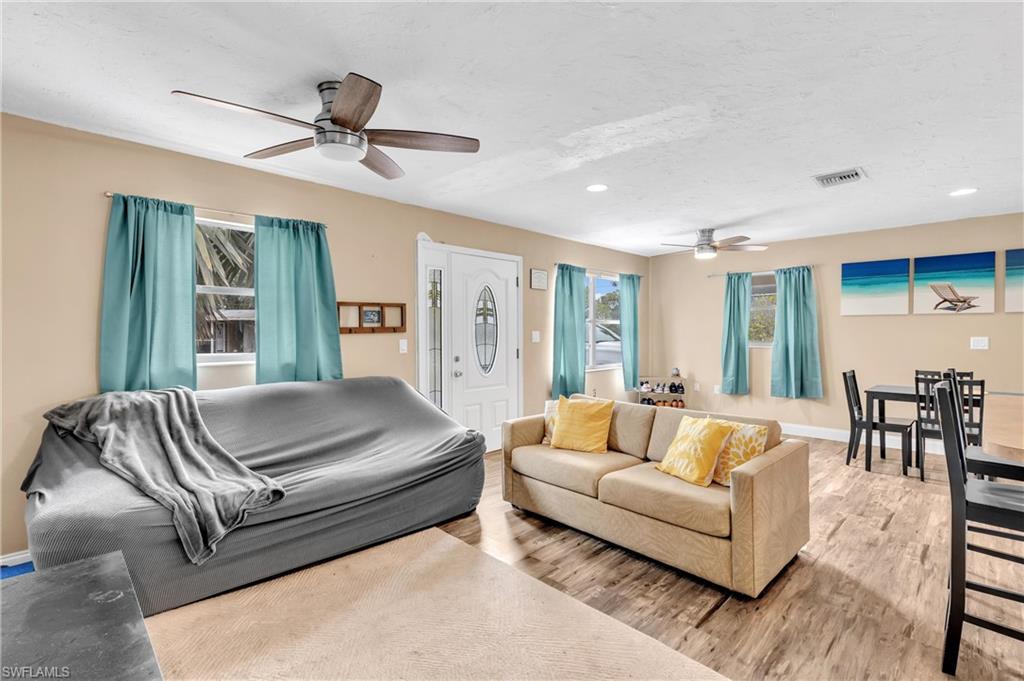 TROPIC ISLES - Residential