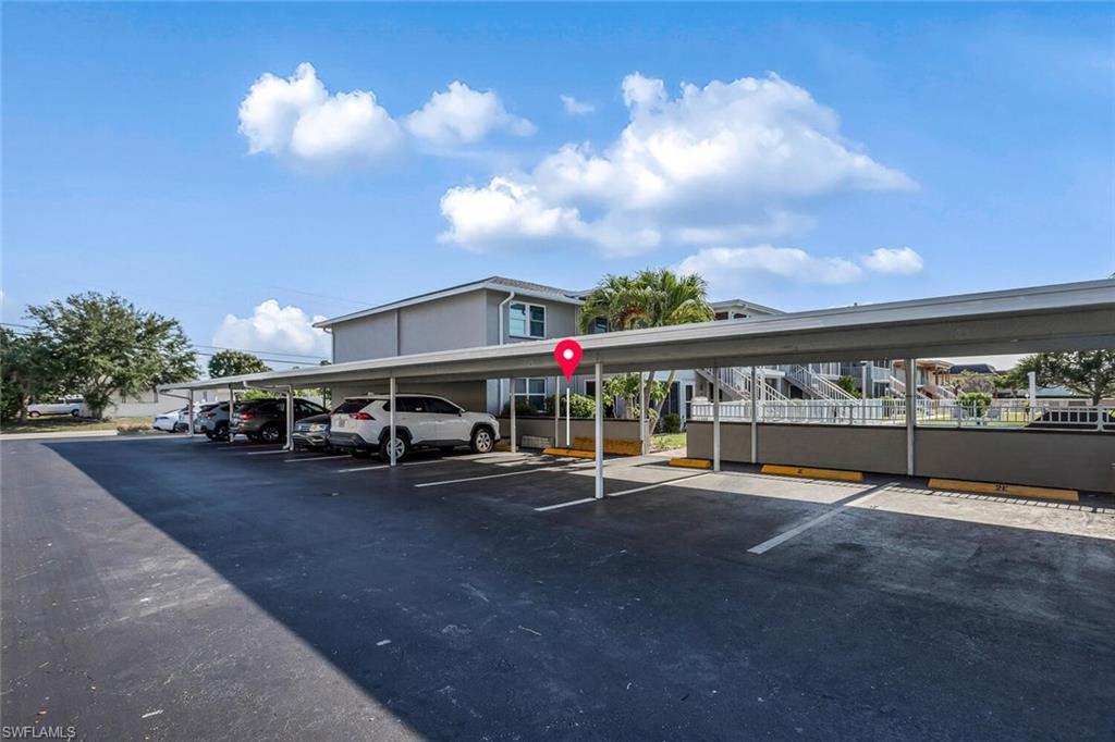 LORD JAMES CONDO - Residential