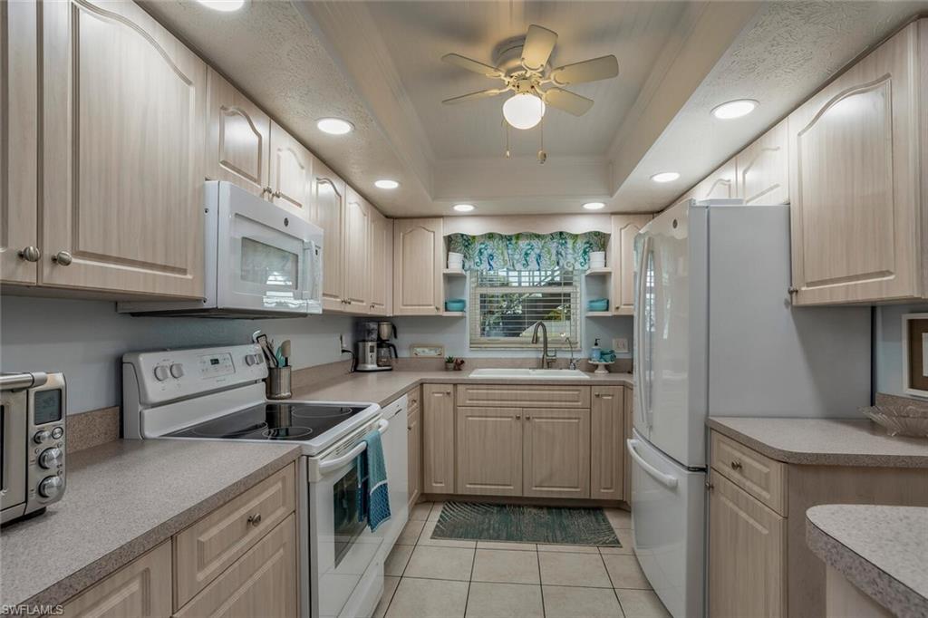 LORD JAMES CONDO - Residential