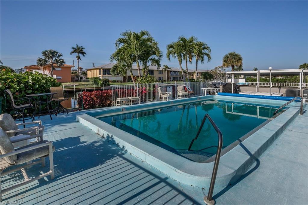 LORD JAMES CONDO - Residential