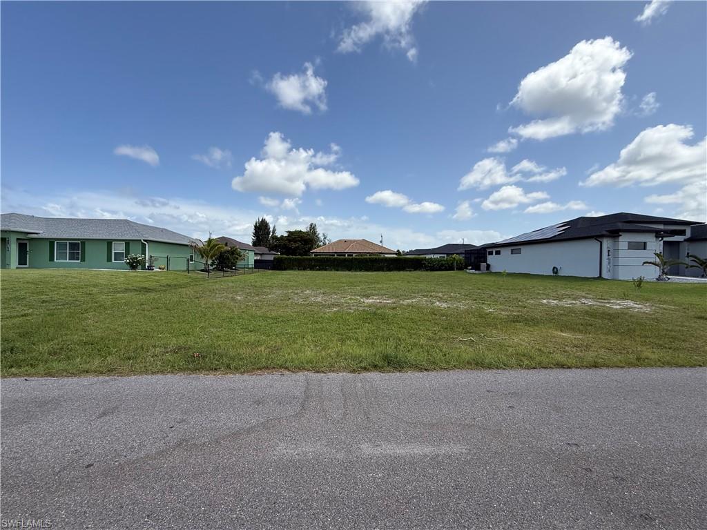 CAPE CORAL - Land