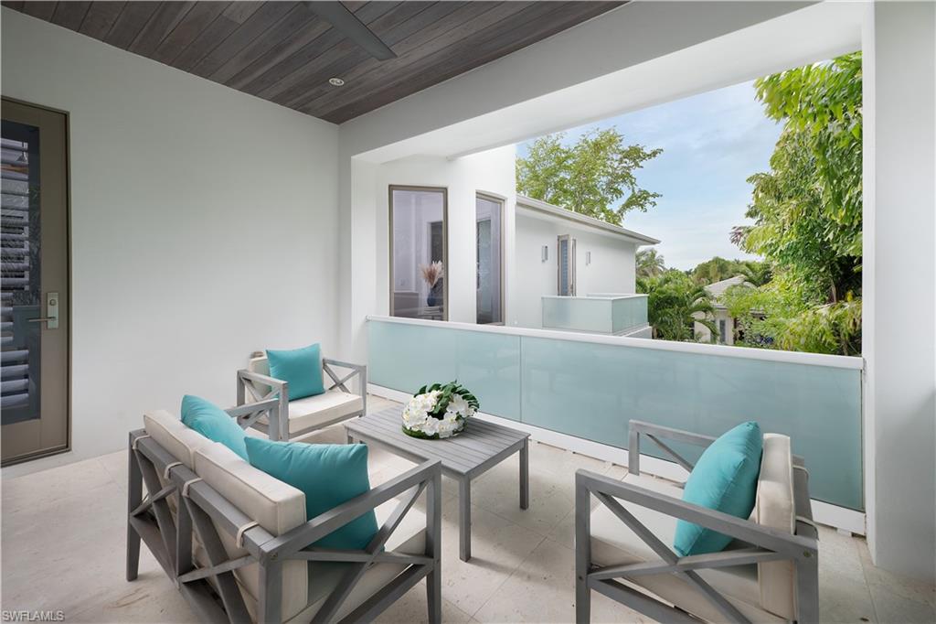FAIRWAY TERRACE - Residential
