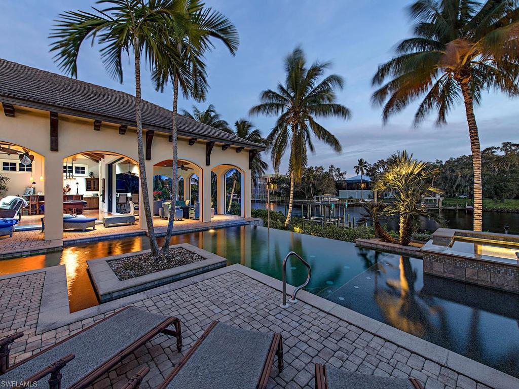 MARINA POINTE - Residential