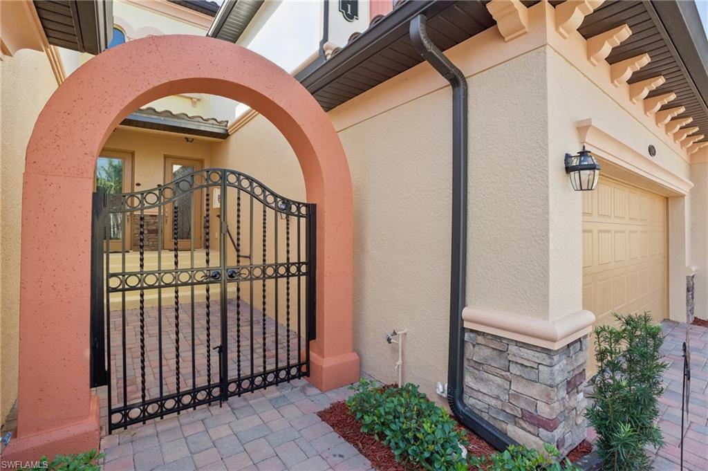 BONITA NATIONAL GOLF AND COUNTRY CLUB - Residential Lease