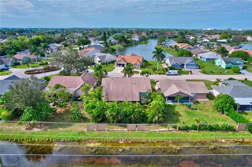 QUEENS PARK AT LAGO VERDE - Residential