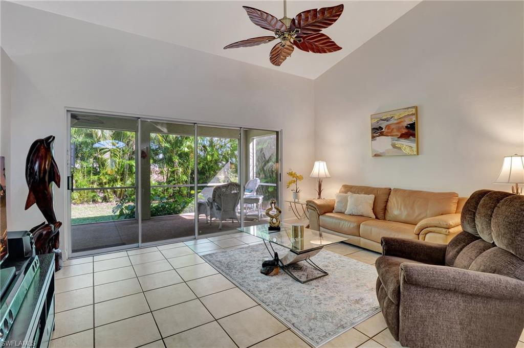 QUEENS PARK AT LAGO VERDE - Residential