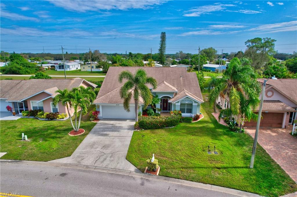 QUEENS PARK AT LAGO VERDE - Residential