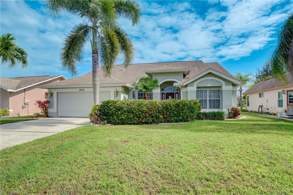 QUEENS PARK AT LAGO VERDE - Residential
