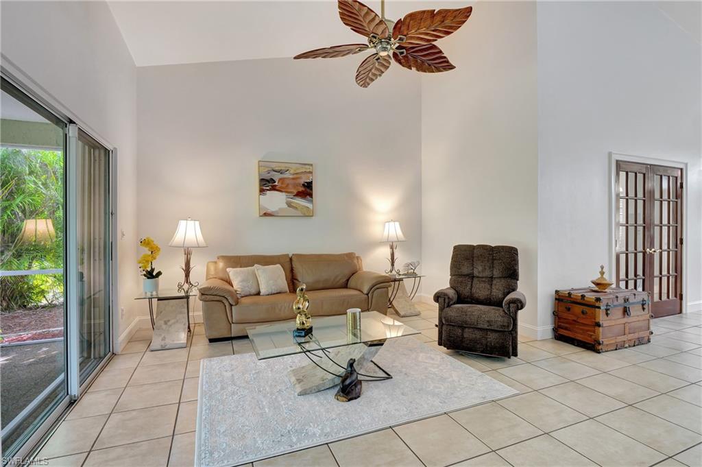 QUEENS PARK AT LAGO VERDE - Residential