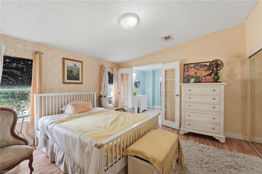SUNCOAST ESTATE - Residential