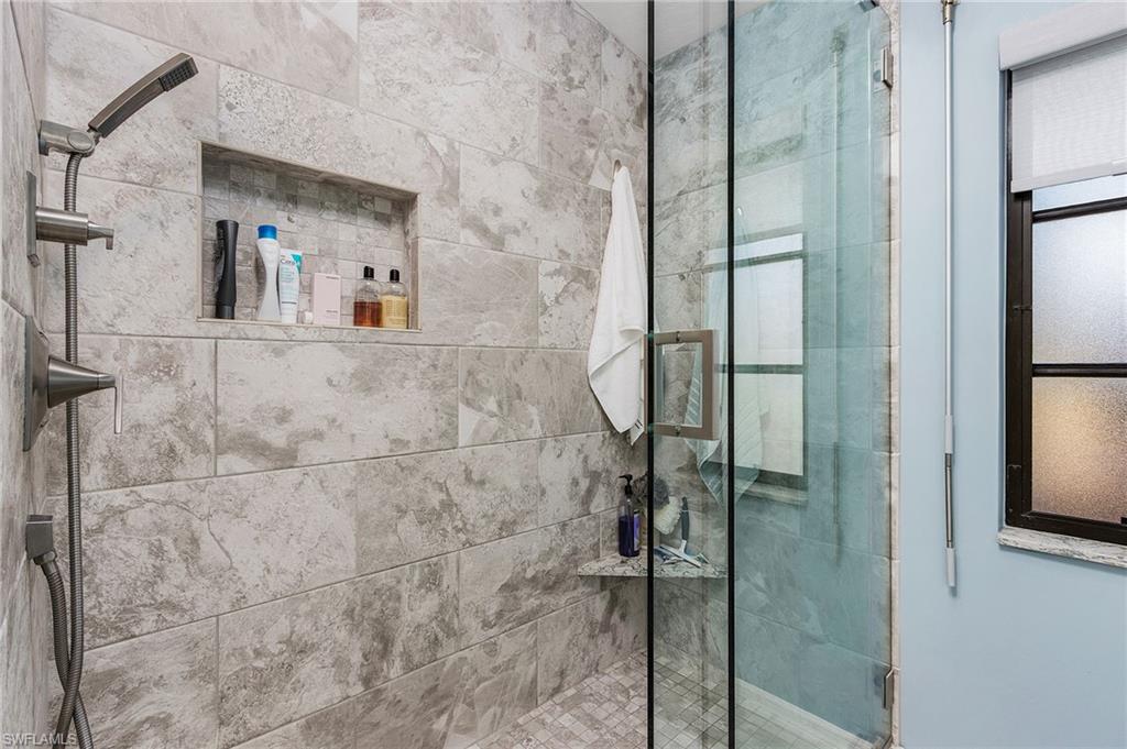 COACH HOUSE - Residential