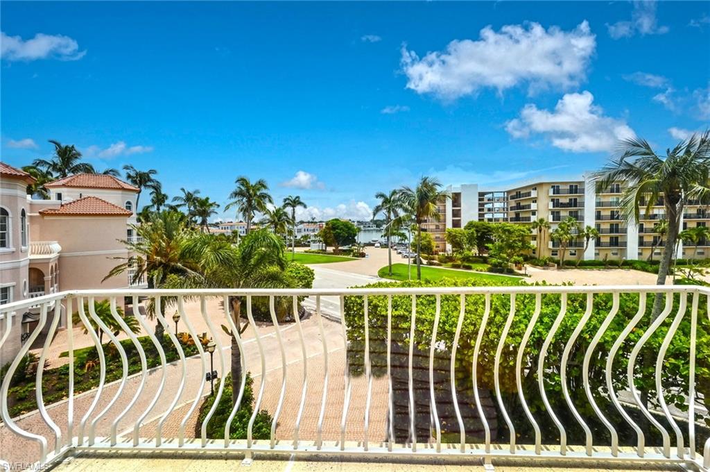 CASA MAR - Residential
