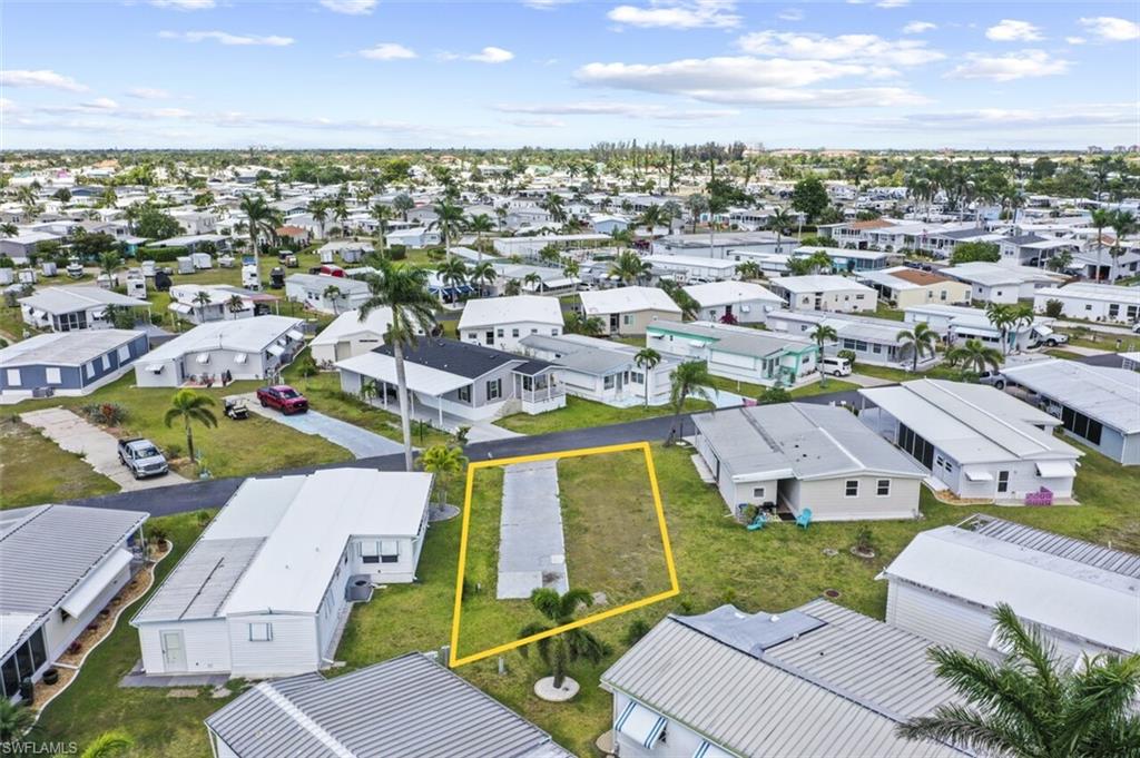 THUNDERBIRD MOBILE HOMES - Land